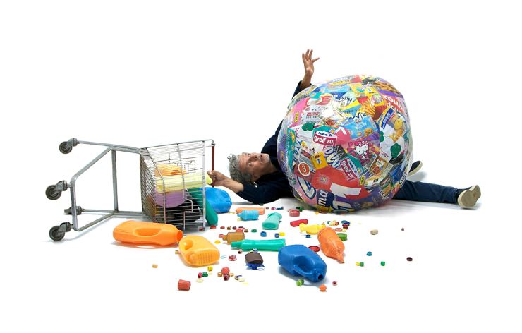 WELCOME TO PLASTIC PLANET