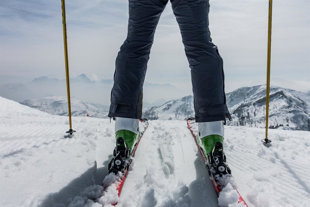 Skischule & Verleih Hartkaiser